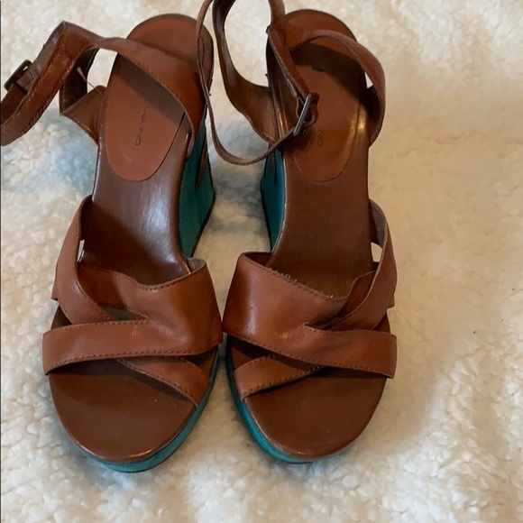 𝅺BANDOLINO wedges - Picture 1 of 6